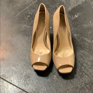 Jessica Simpson nude peep toe heel😍 to die for 😍